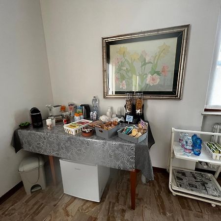 R&B Emilia Bed & Breakfast Cadeo Exterior foto