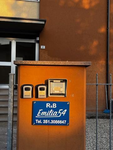 R&B Emilia Bed & Breakfast Cadeo Exterior foto